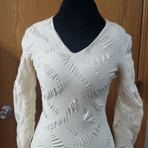 Yigal azrouel new york crinkle off white textured bodycon dress